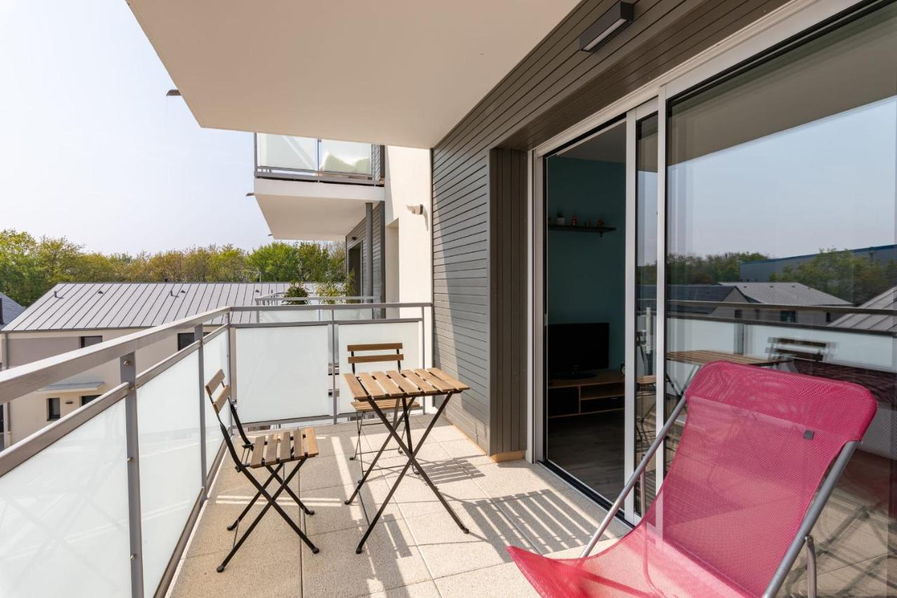 L'Ecume - Studio Moderne Avec Grand Balcon Et Place De Parking Dinard Exterior foto